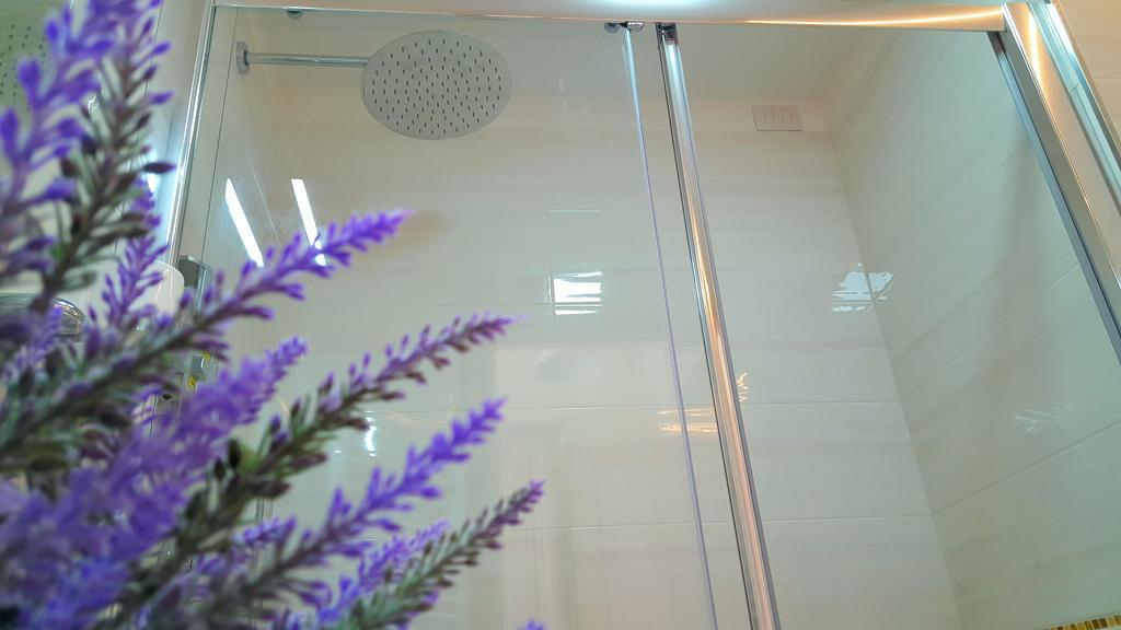 Brezza Marina Luxury Rooms 칼리아리 외부 사진